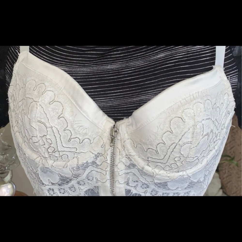 Victoria Secret 34B beautiful sexy Bra